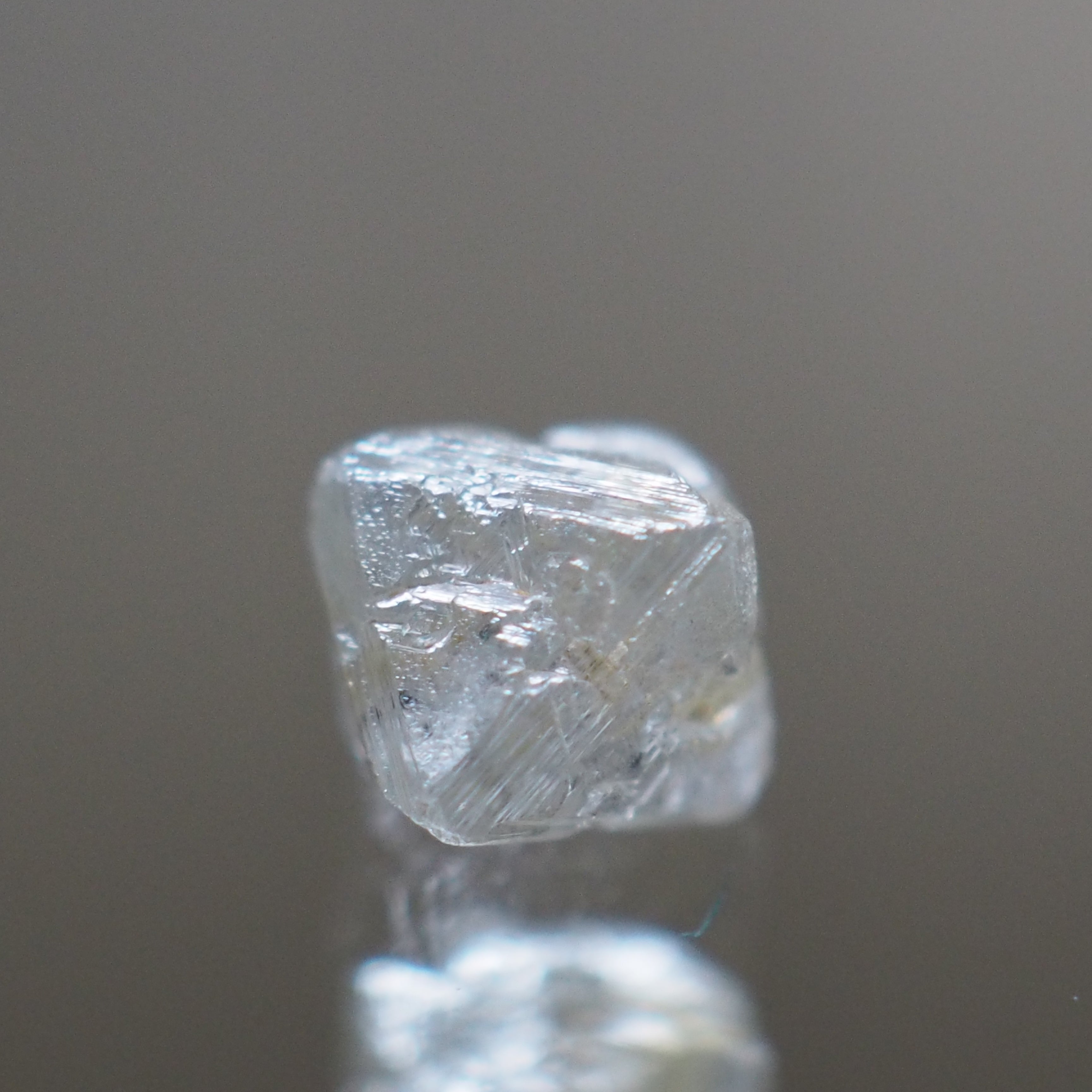 ダイヤ原石 0.67ct KG708