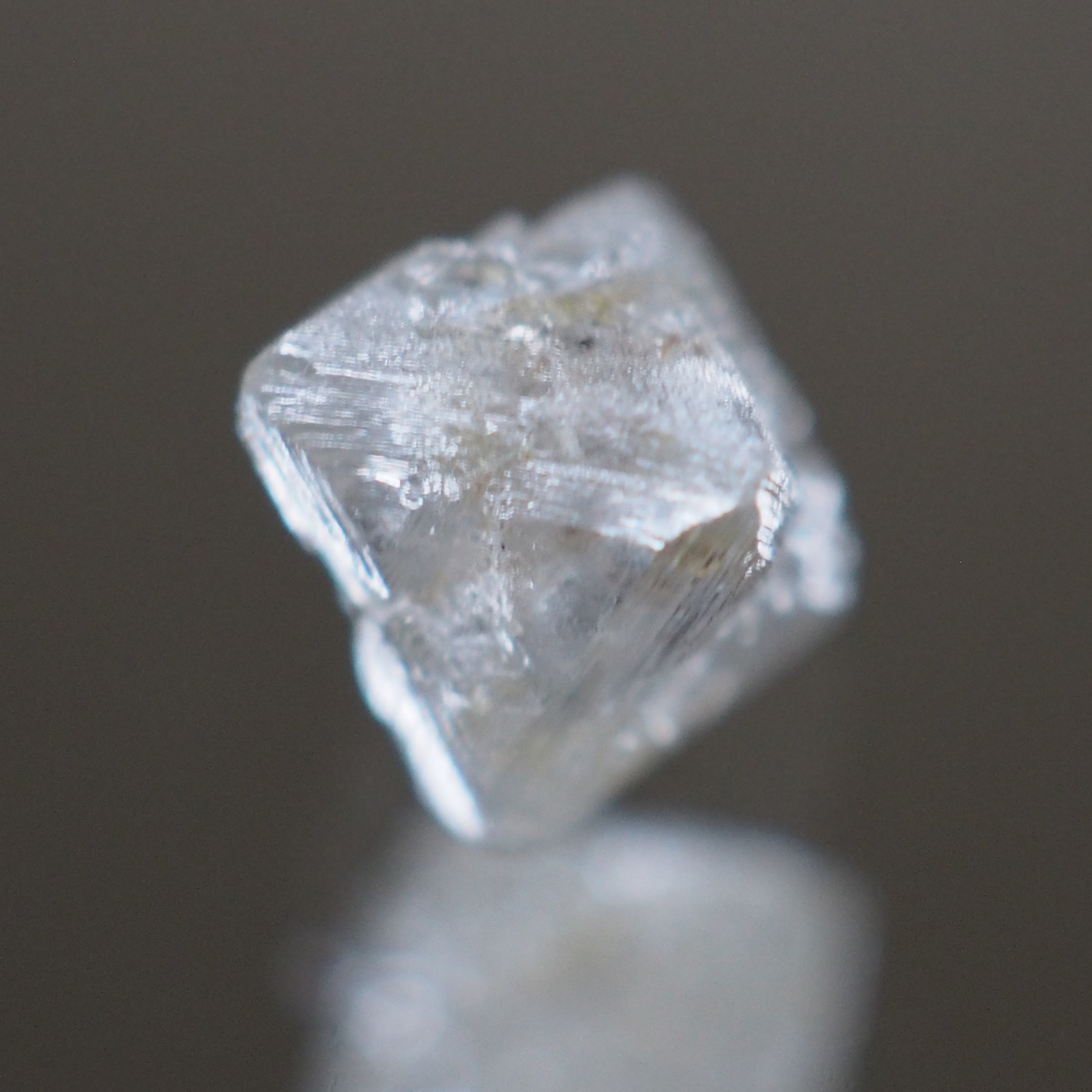 ダイヤ原石 0.67ct KG708