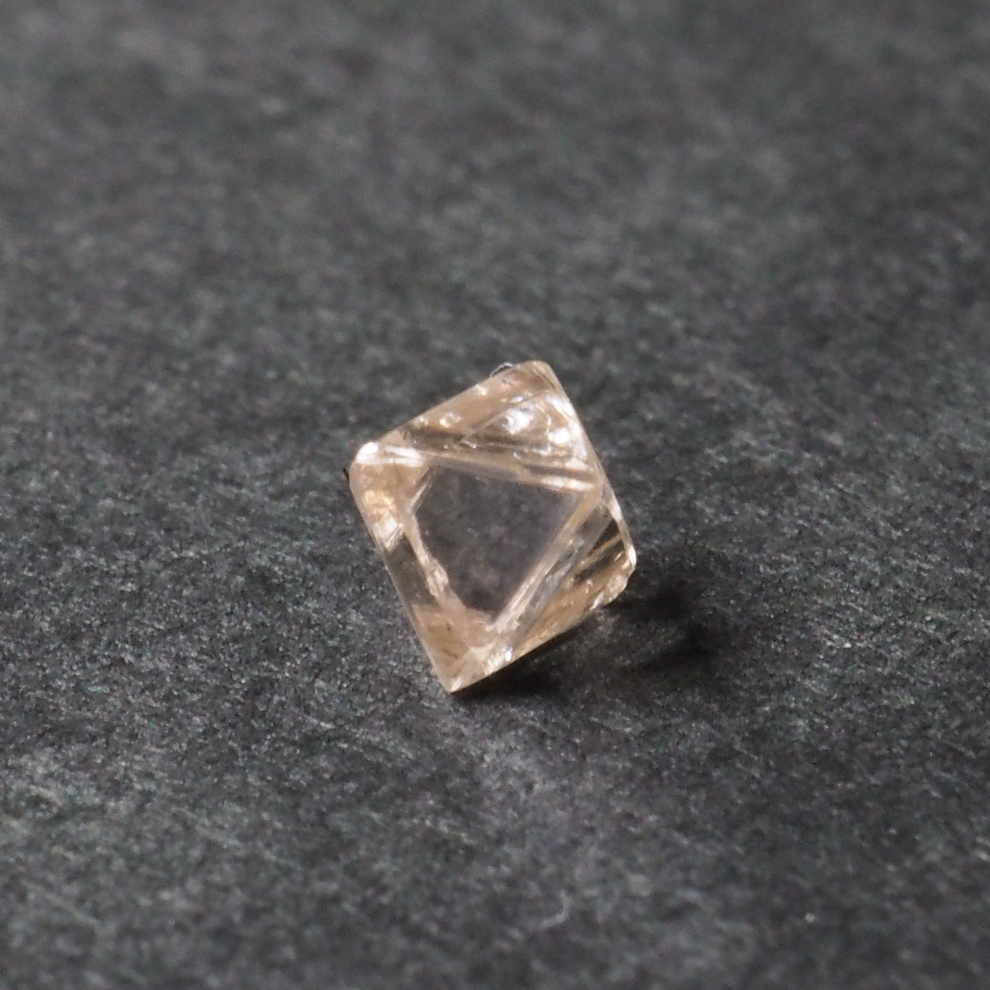 ダイヤ原石 0.21ct KG724