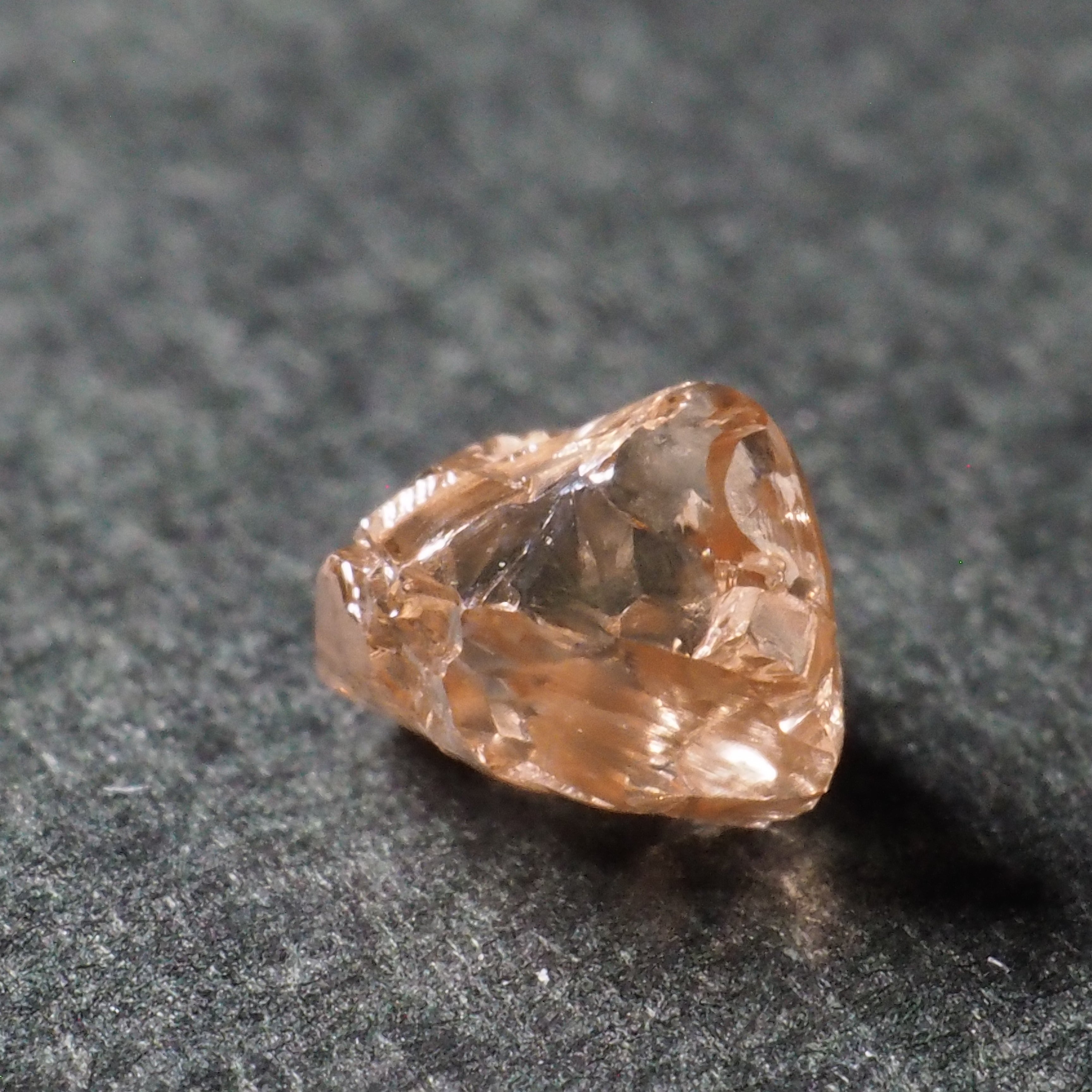 ダイヤ原石 0.35ct KG733