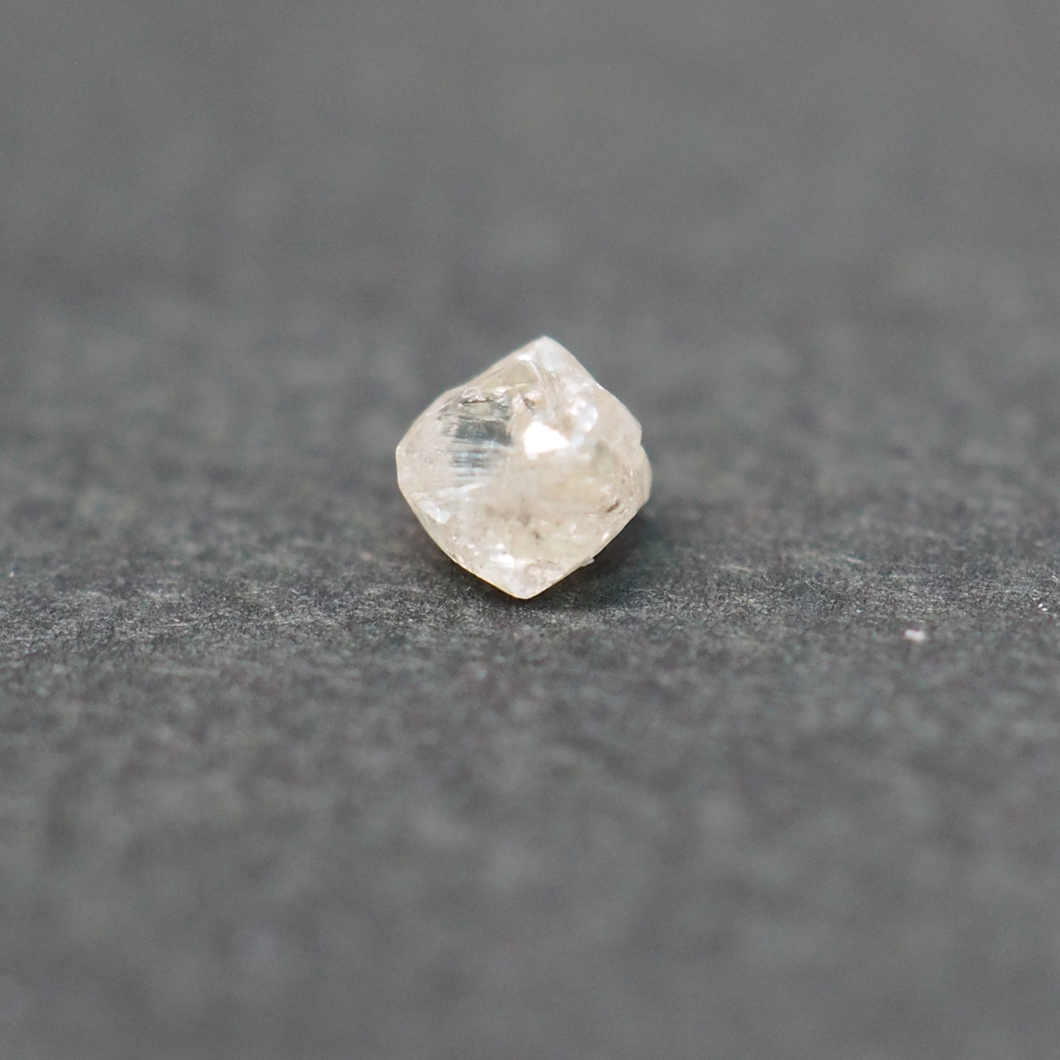 ダイヤ原石 0.19ct KG767