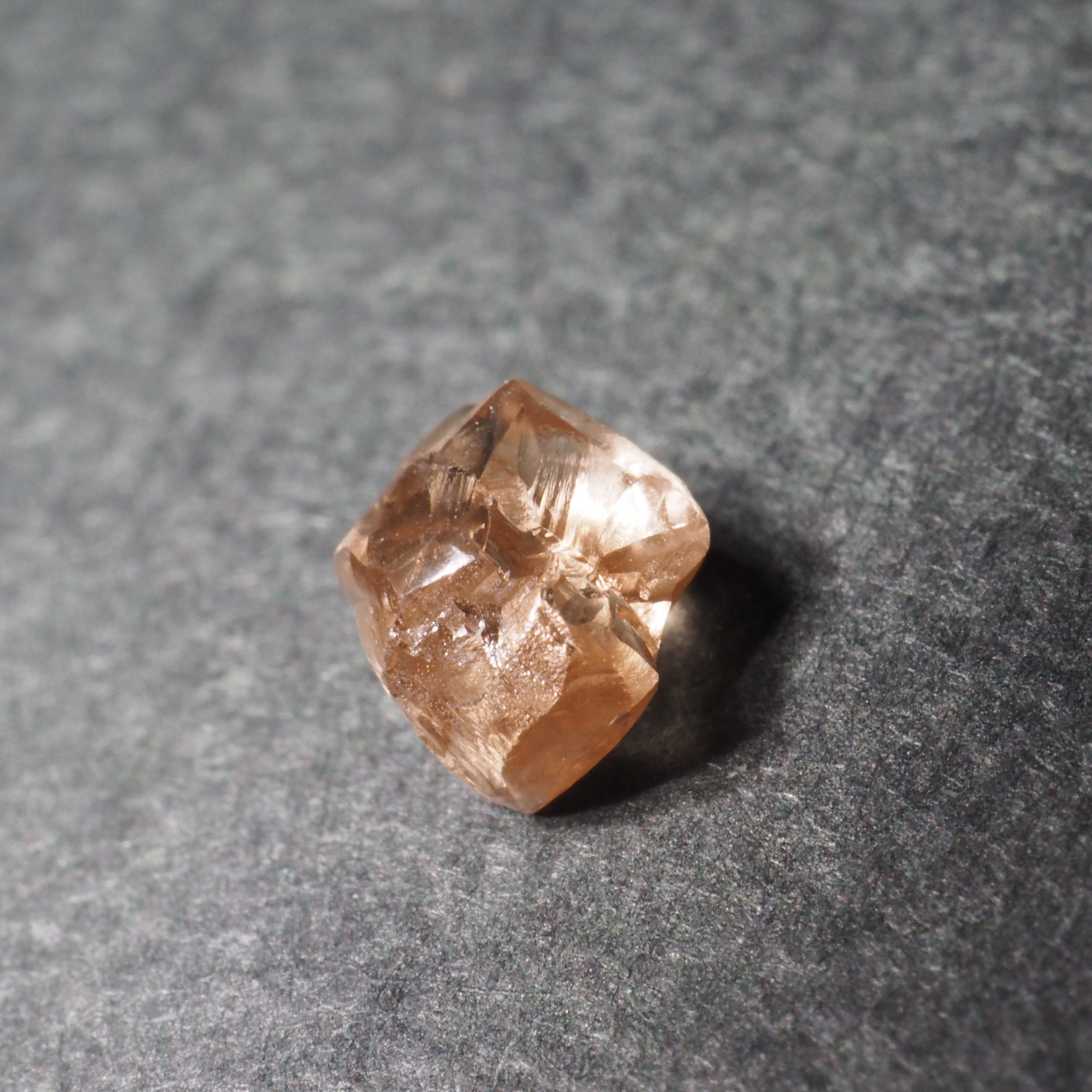 ダイヤ原石 0.49ct KG768