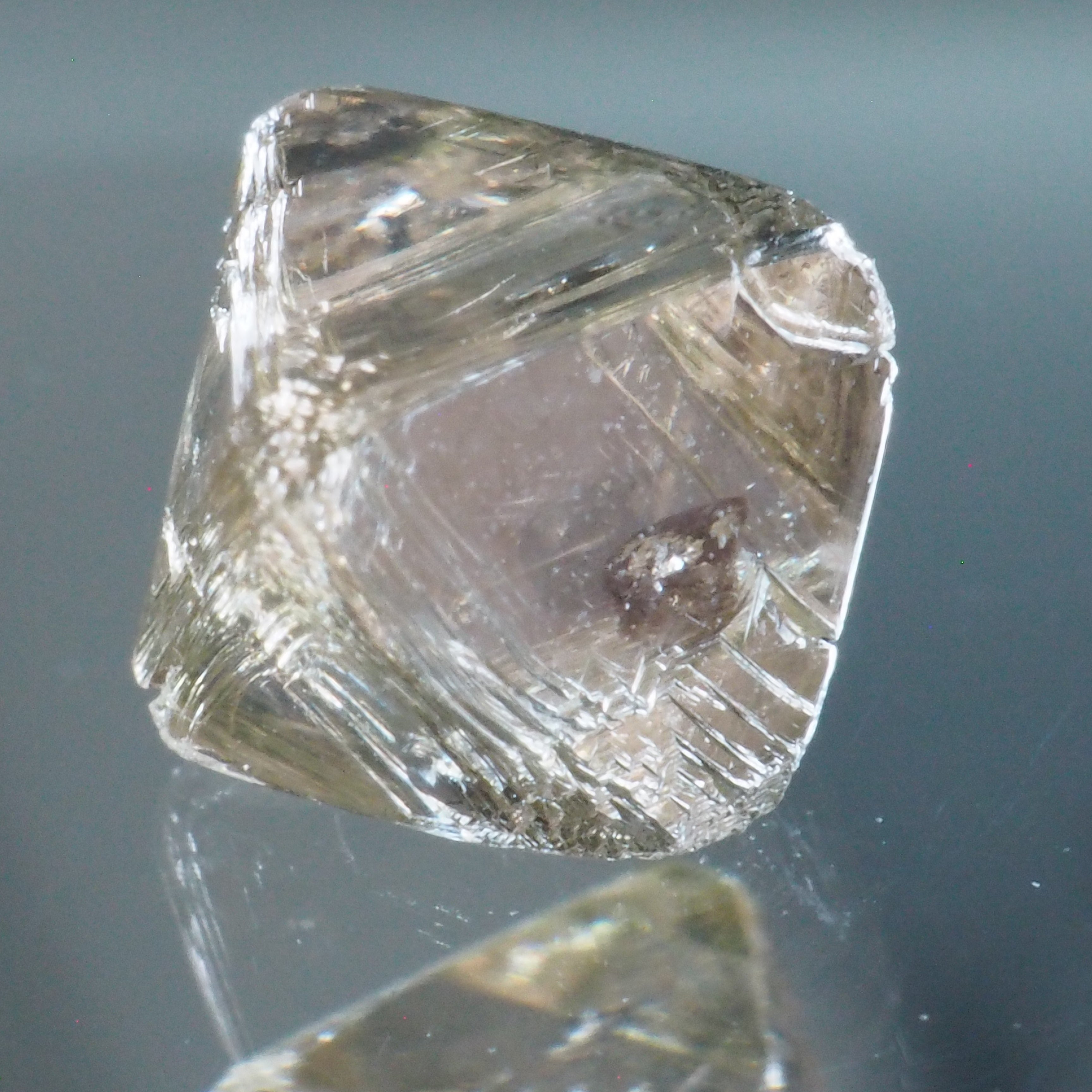 ダイヤ原石 0.74ct KG797