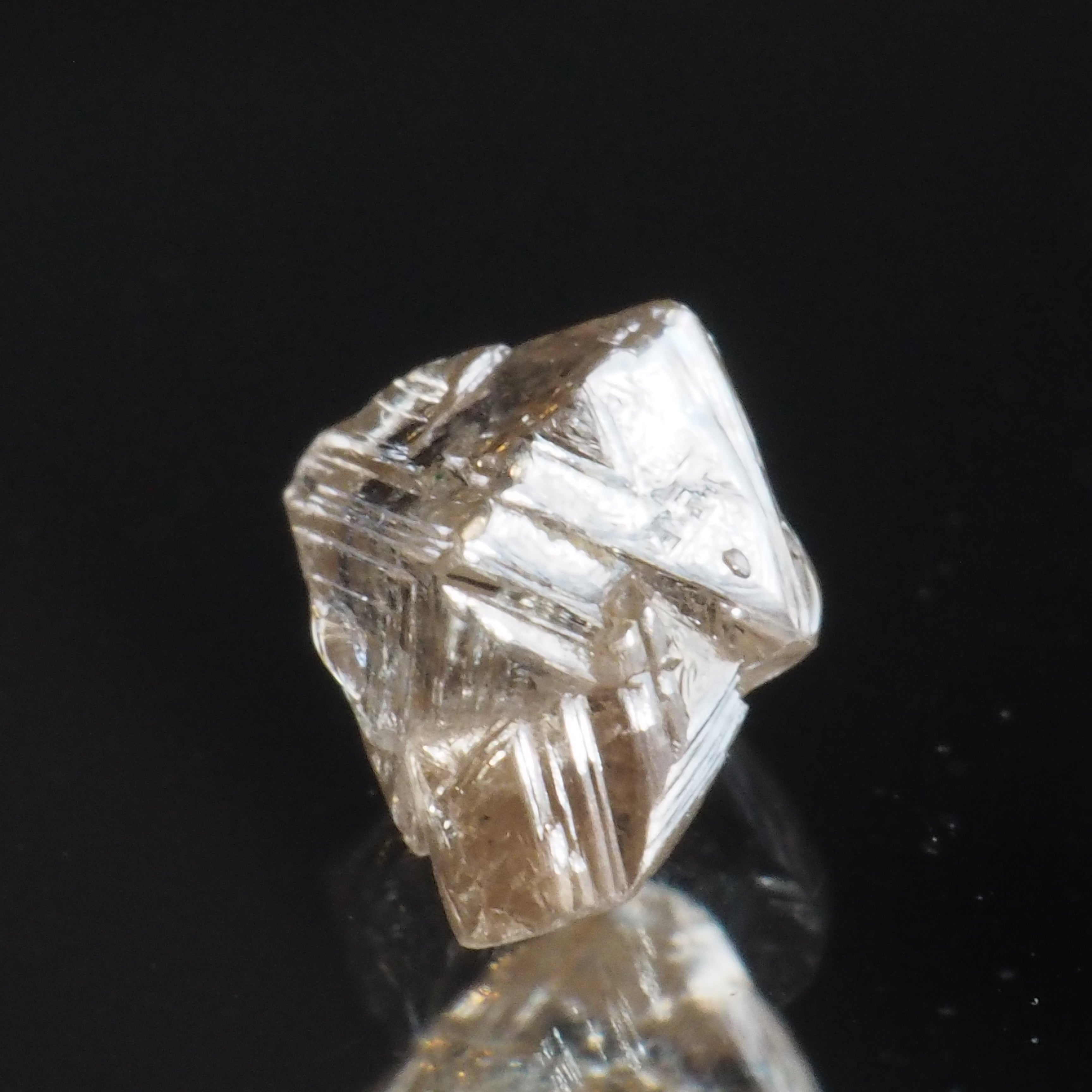 ダイヤ原石 0.59ct KG822