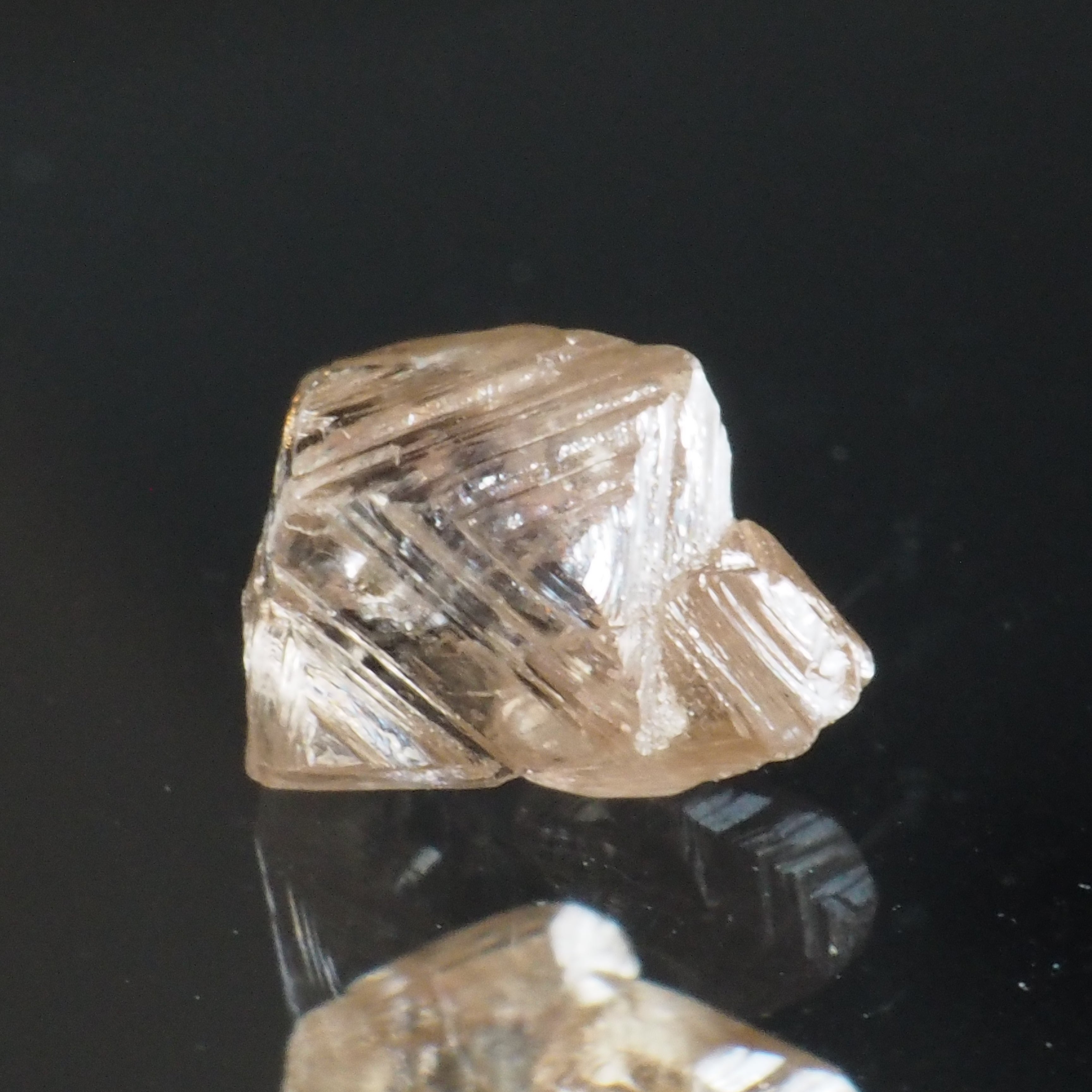 ダイヤ原石 0.59ct KG822