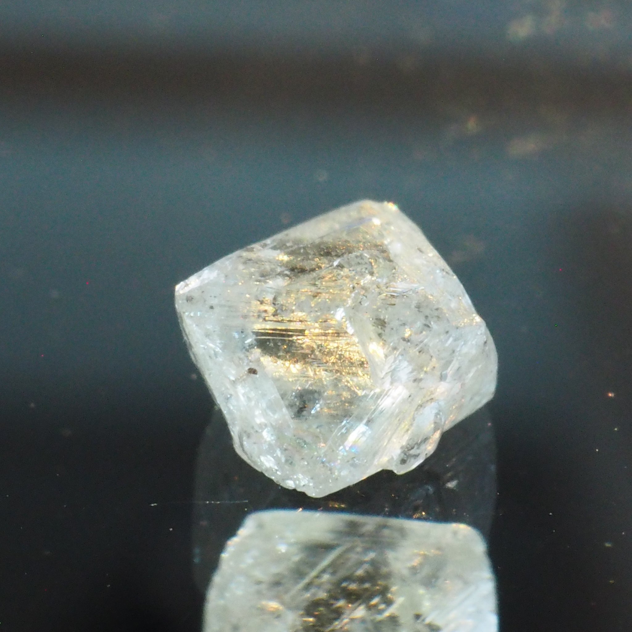 天然ダイヤモンド原石　八面体 0.205カラット　蛍光・トライゴンあり ダイヤ原石 KG826 0.52ct – ANOTHER DIAMOND